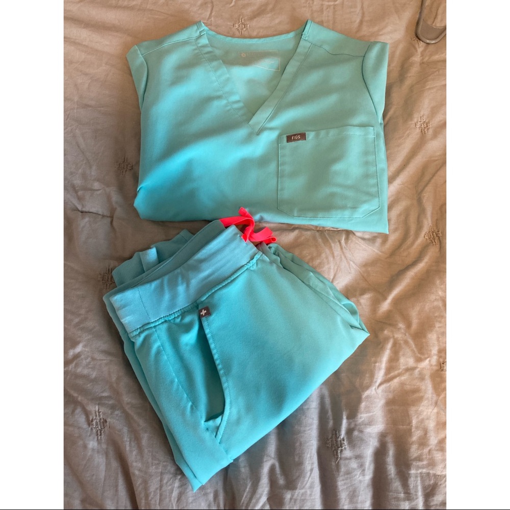 Neon blue limited edition figs